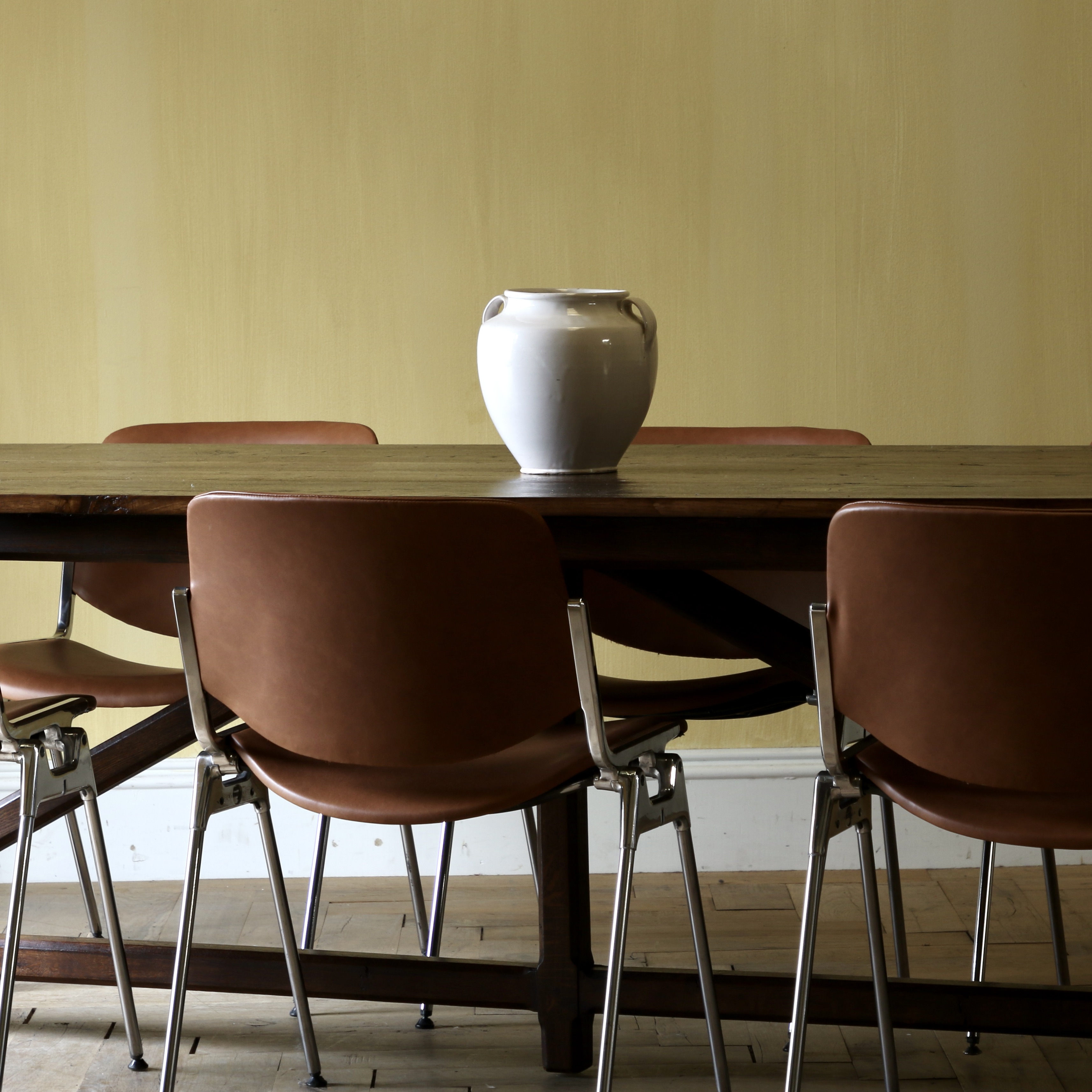 Castelli Chairs in Coronet Oak